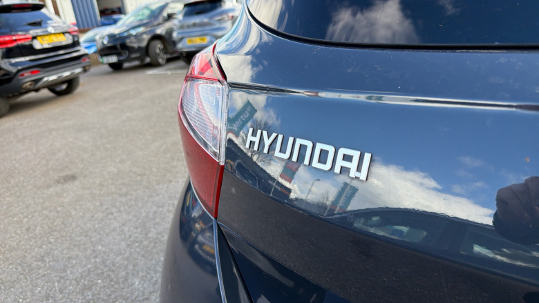 Hyundai i10 1.0 MPi Premium 5dr Petrol Hatchback